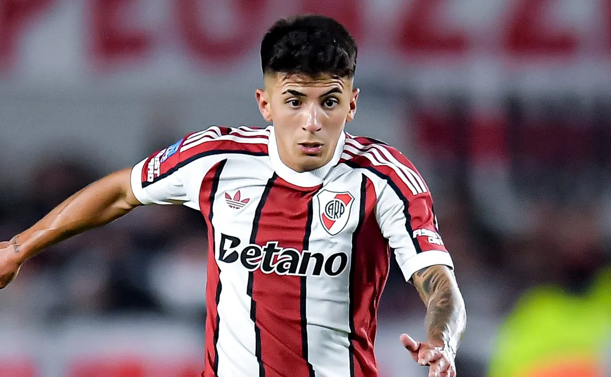 Almada jugó apenas cinco minutos contra Huracán.