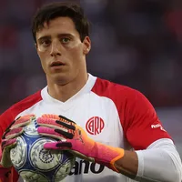 Santiago Beltrán, sin la capa de superhéroe: de las atajadas superlativas a un presente algo incómodo en el arco de River