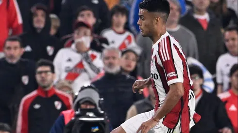 Fausto Vera está a préstamo en River hasta fines del 2026 desde Atlético Mineiro.