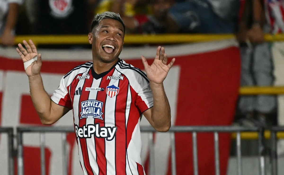 Teo: gol, polémica y anuncio de retiro en Colombia.