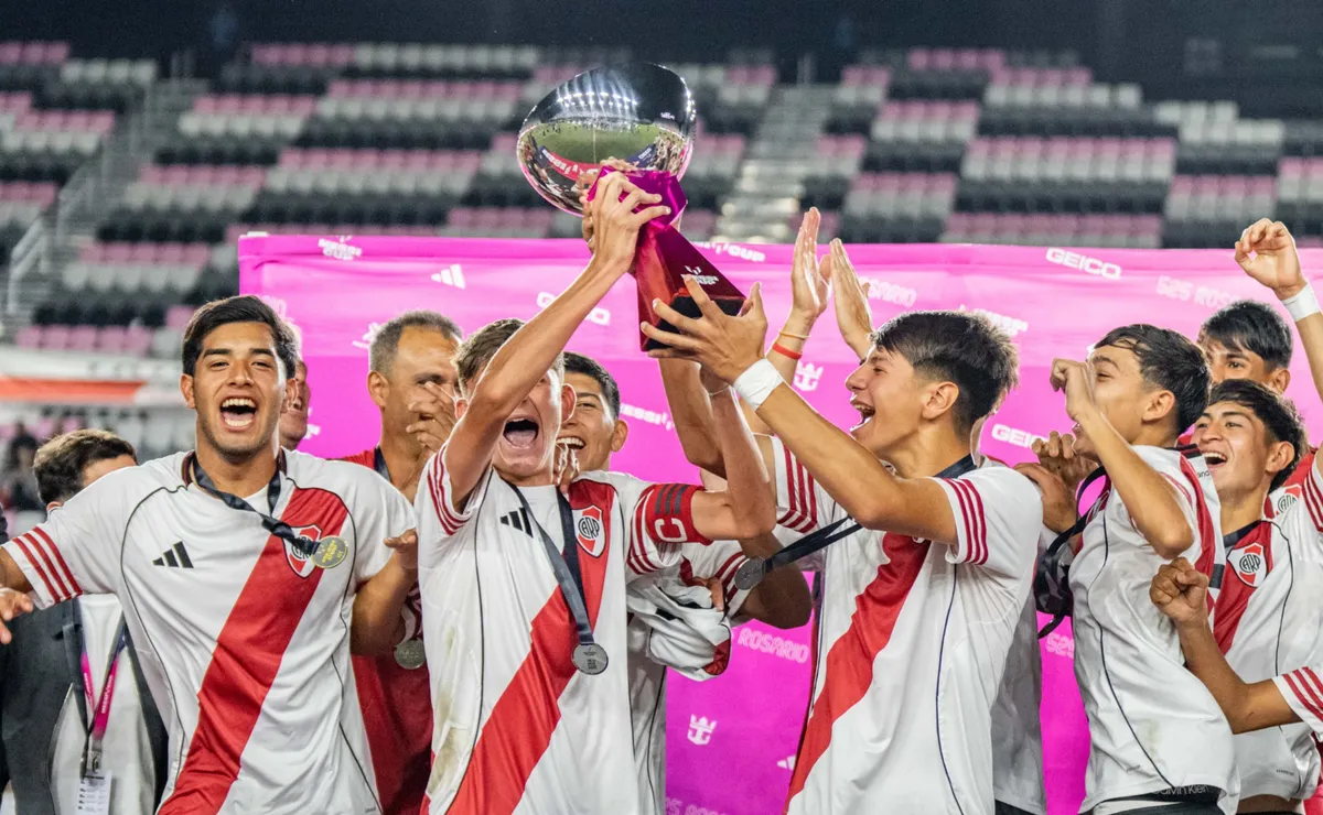 River volverá a jugar la Messi Cup.