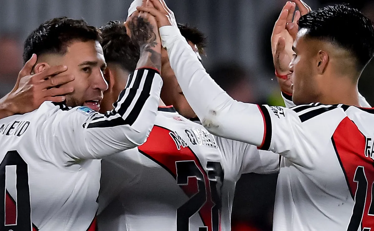A River le quedan seis partidos por jugar en la fase regular del Clausura.