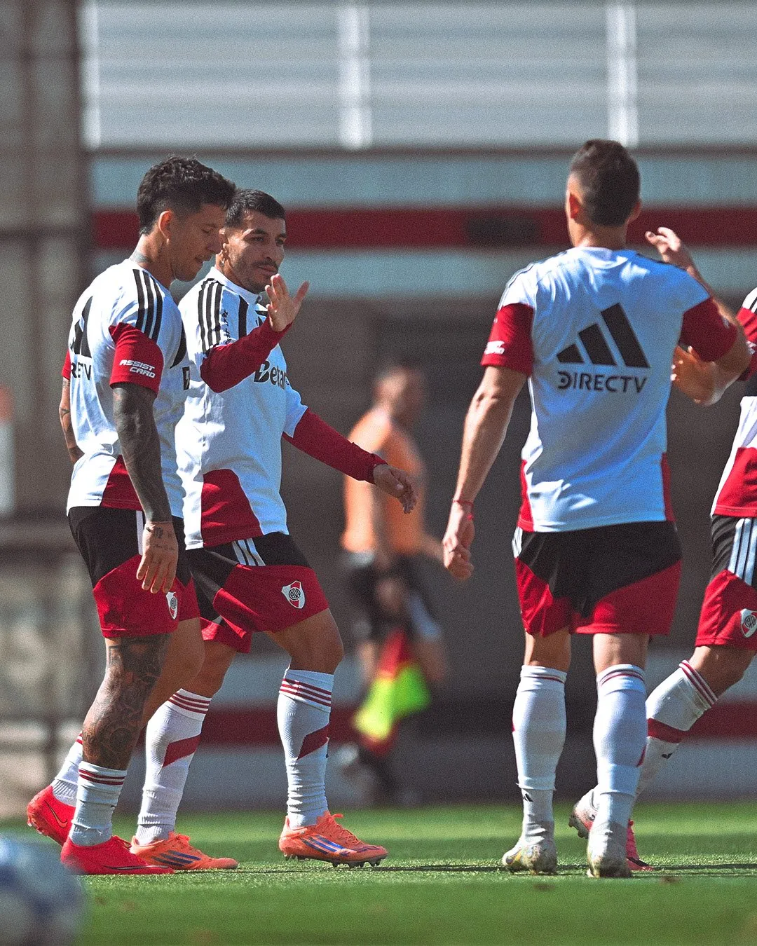 River afrontará una nueva semana de prácticas en Ezeiza tras derrotar a Vélez en un amistoso. (Prensa River)