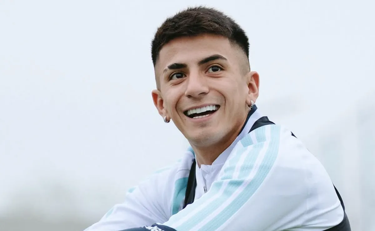 El volante trabaja junto a la Selección Argentina.