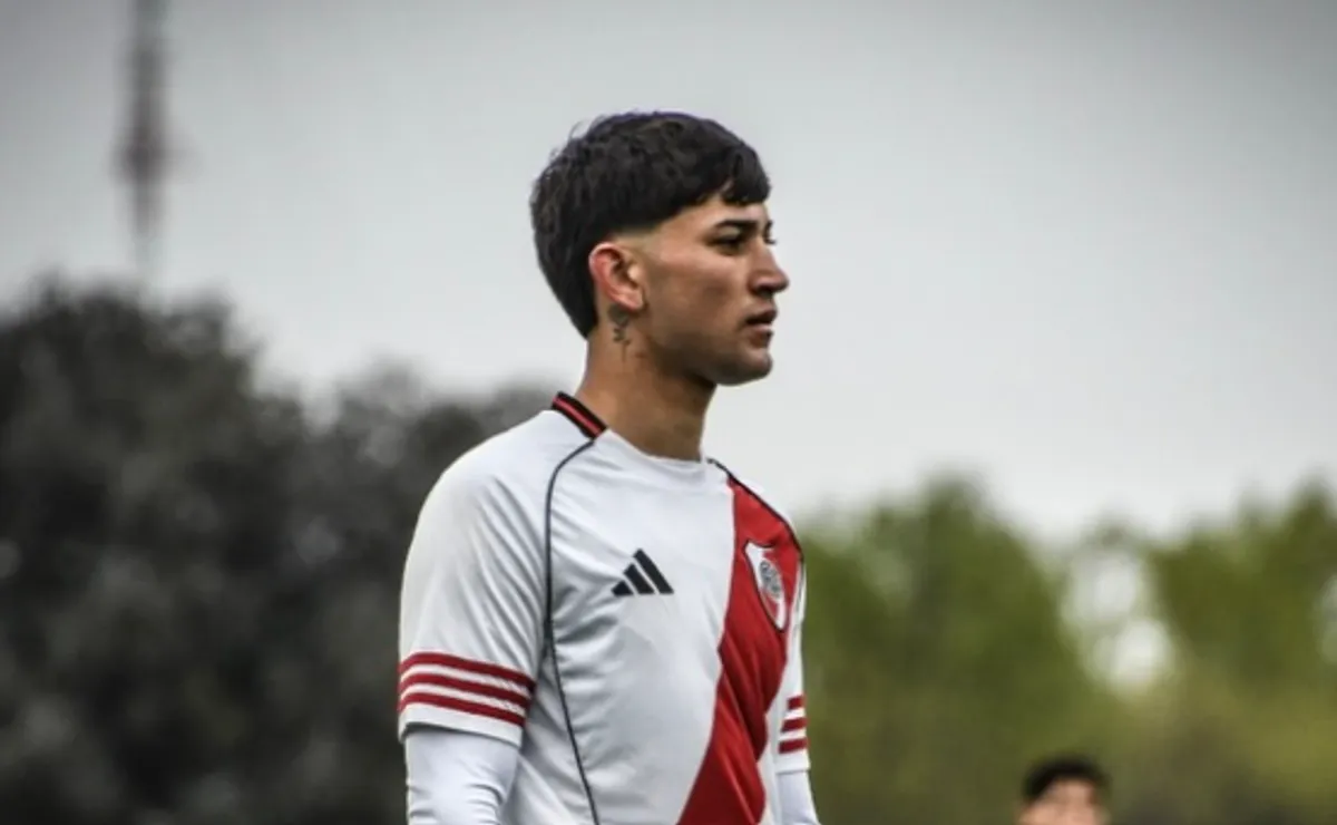 Juan Solari debutó con la Cuarta de River en este 2026.