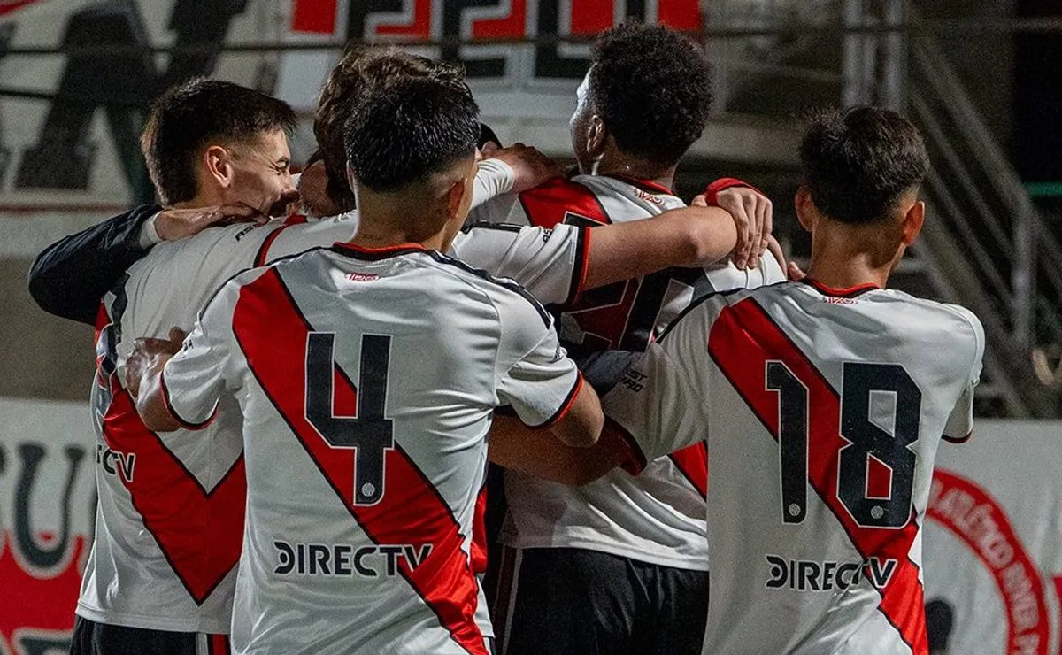 Triunfo agónico de la Reserva de River ante Sarmiento.