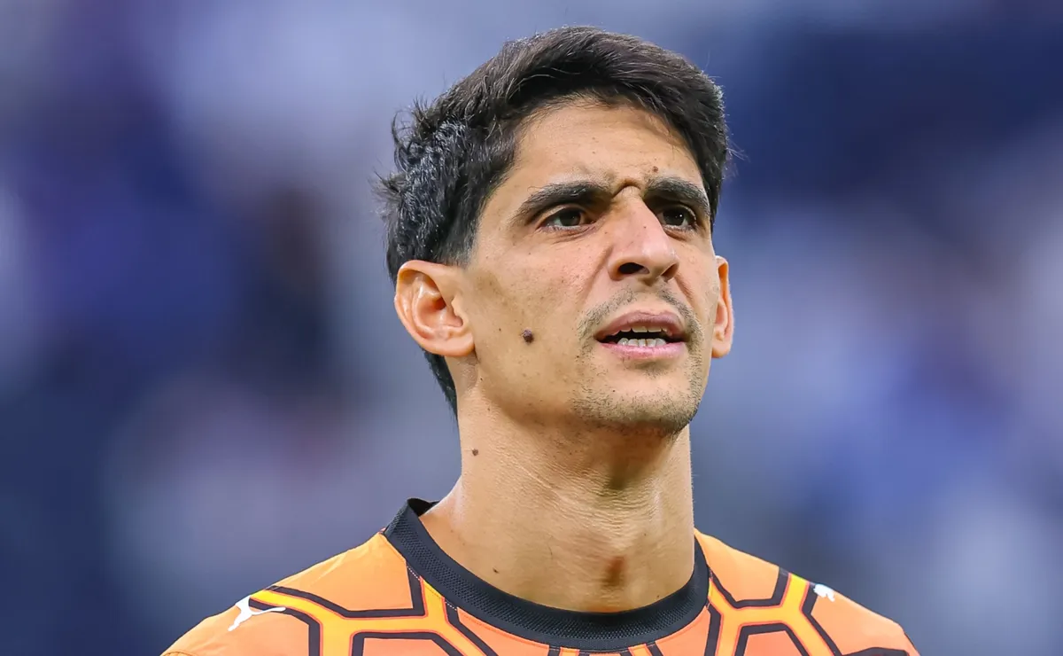 Bono quiere jugar en River. ¿Llega en 2027?