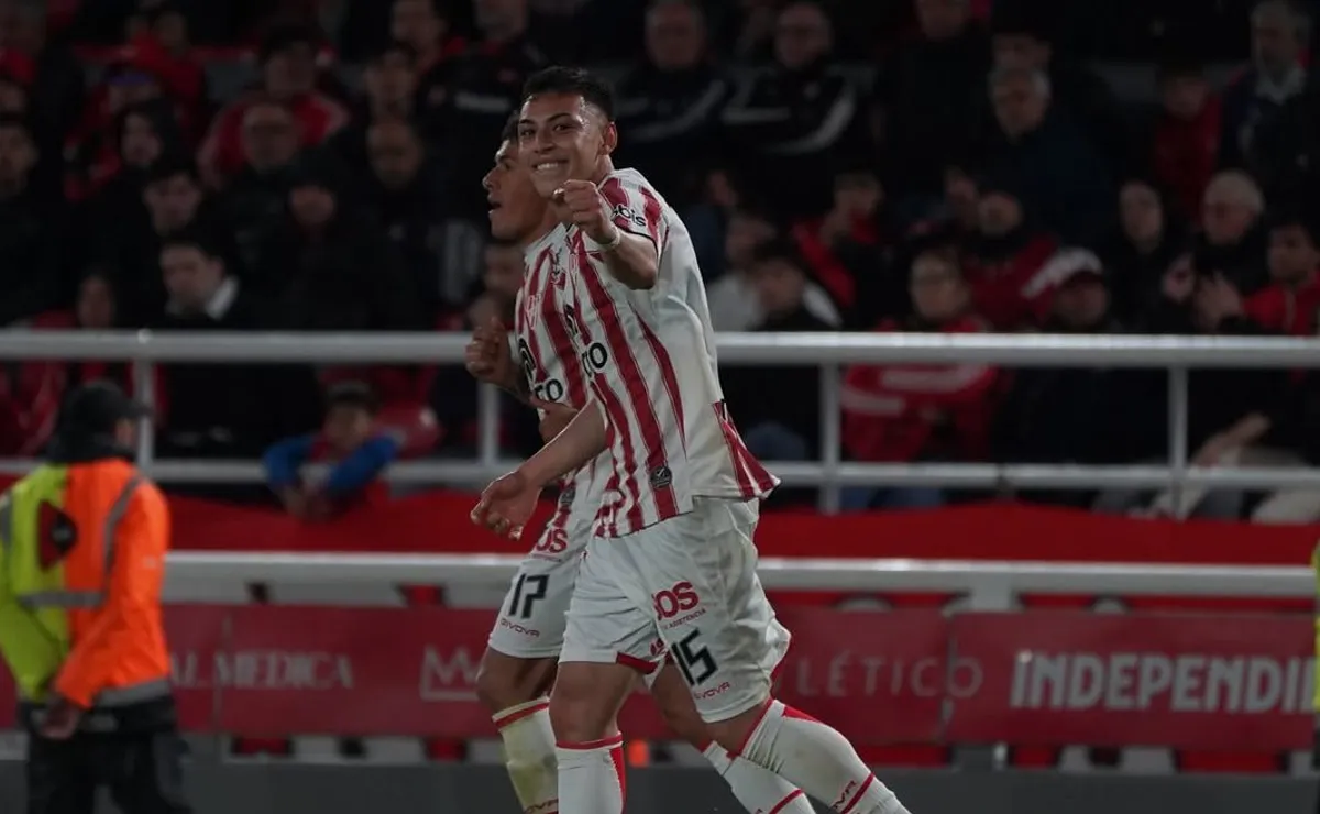 Matías Gallardo, gol y figura y emoción.