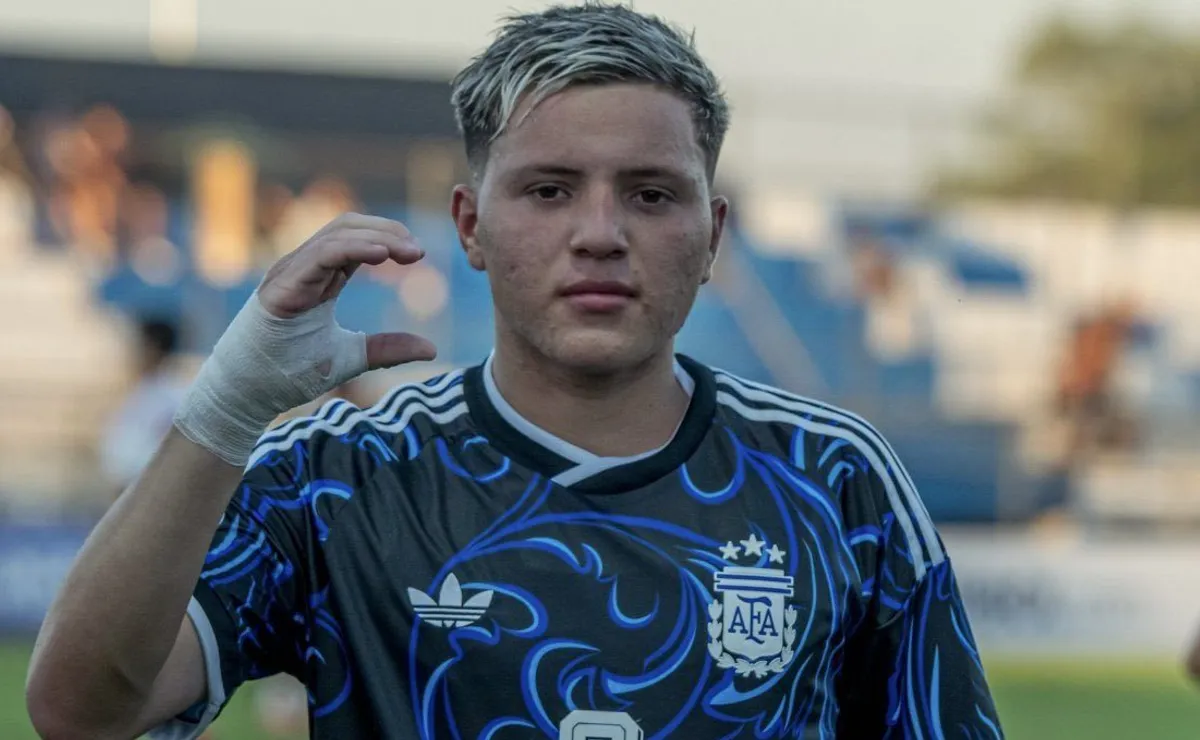 A fines del 2025, Tobías Goytía firmó contrato con River hasta diciembre del 2028 con una cláusula de 100 millones de euros.