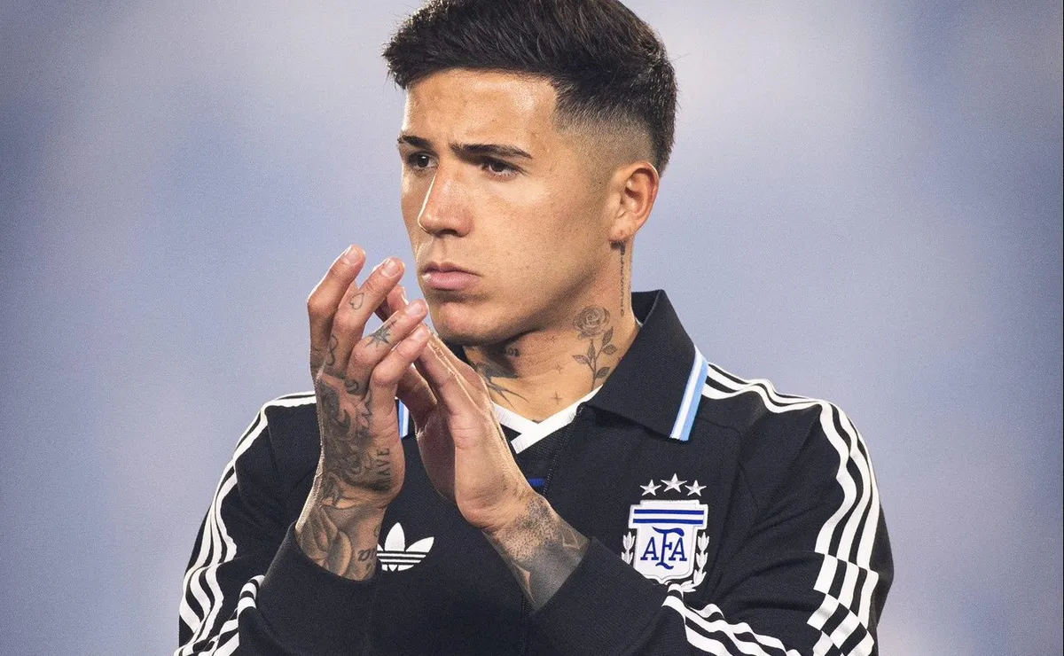 Enzo Fernández fue titular y jugó 69 minutos ante Burkina Faso.