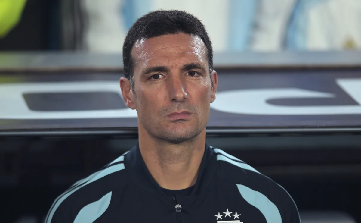 Scaloni tiene casi definido el once.
