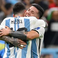 Sentido posteo y una foto viral: la dedicatoria de Enzo Fernández a Messi a horas de su despedida en el Monumental