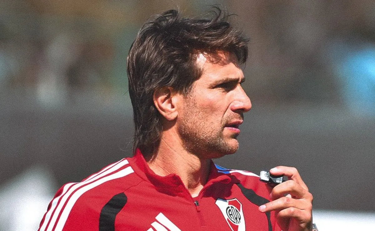 El DT busca el reemplazo para el Guayo.