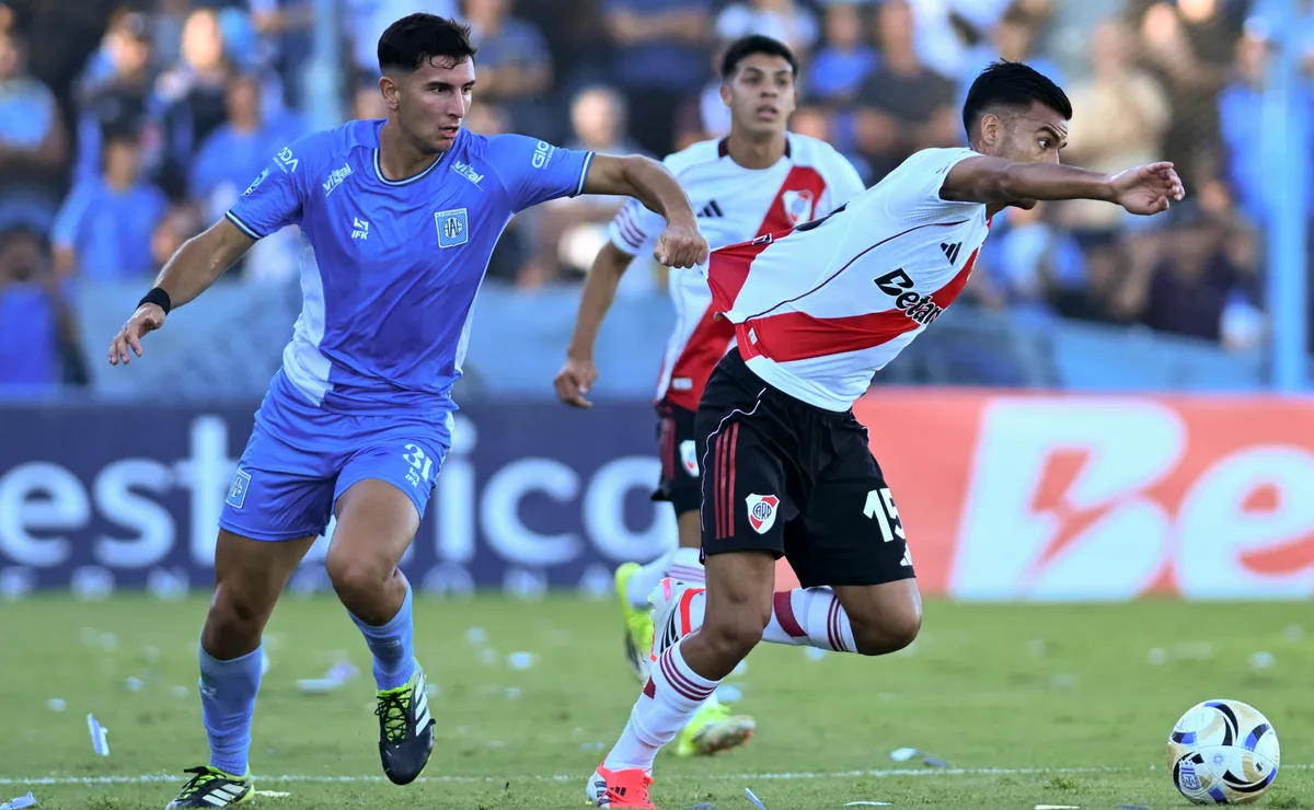 River vs. Estudiantes de Río Cuarto, hoy desde las 21.30.