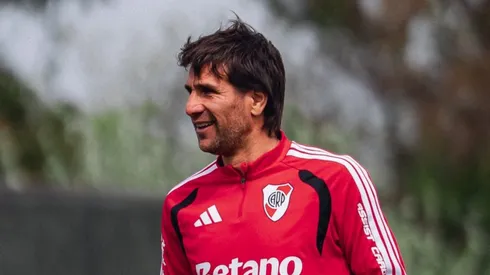 El técnico termina de definir el once.