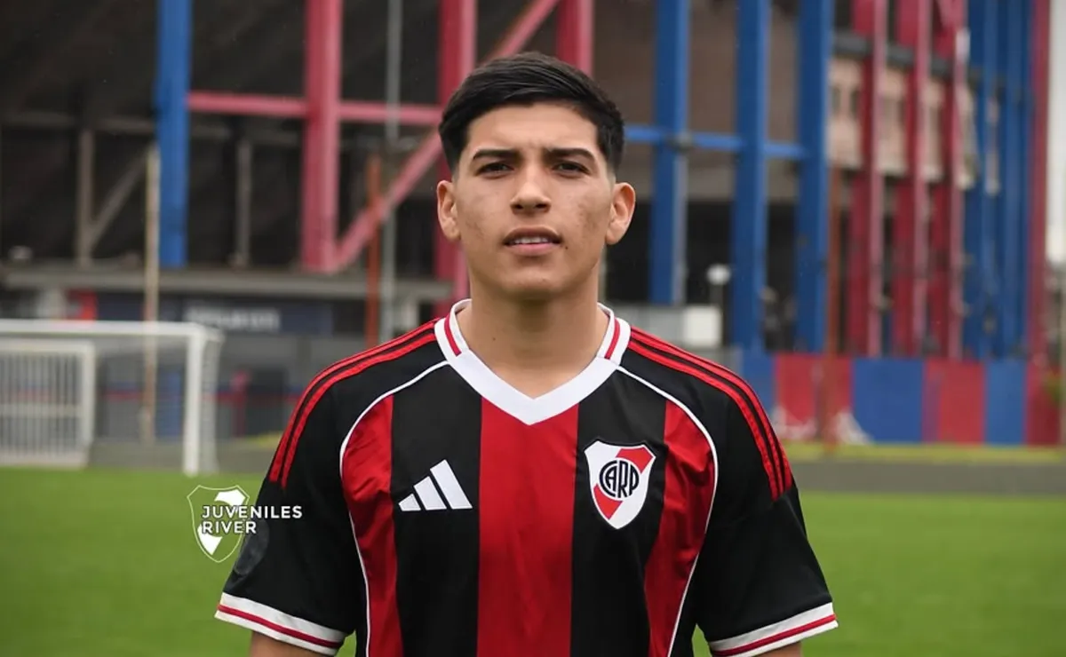 Cabral la sigue rompiendo en River.