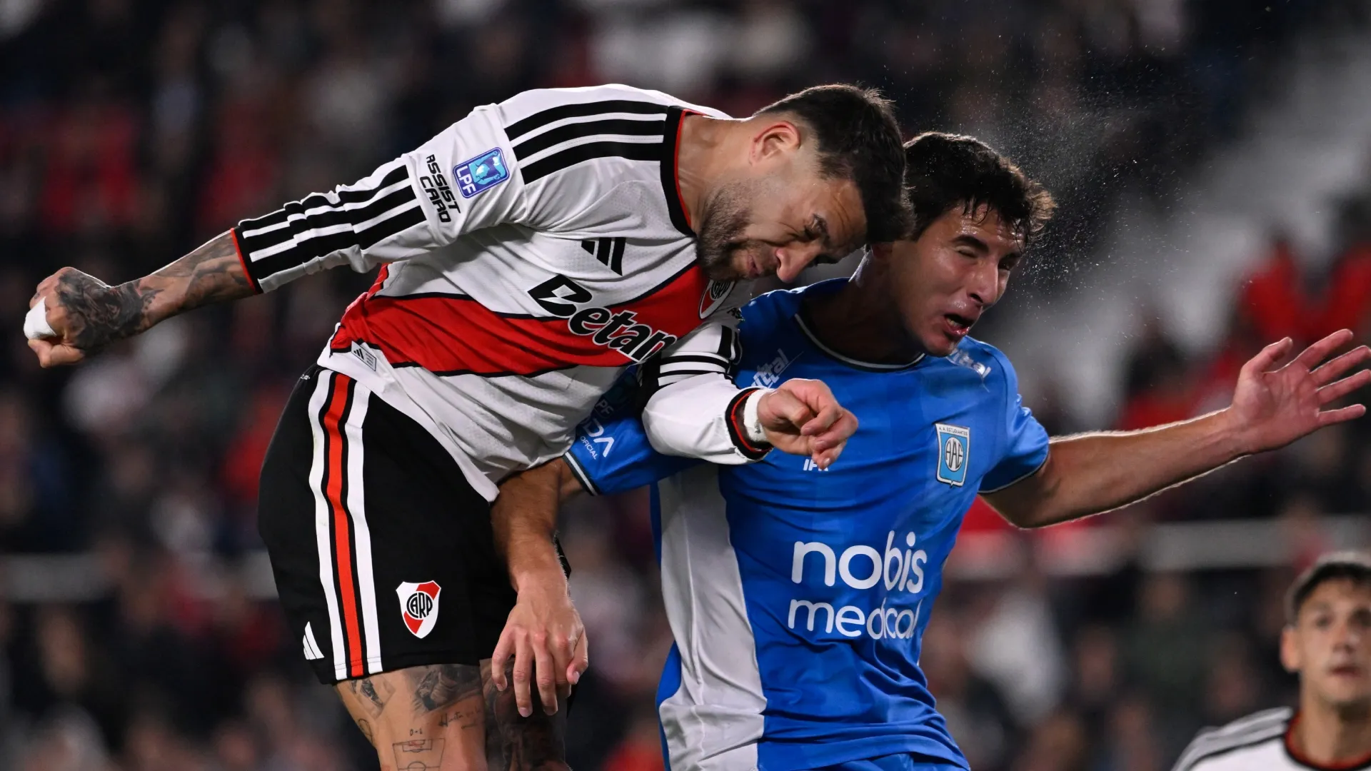 Otamendi, el capitán de River.
