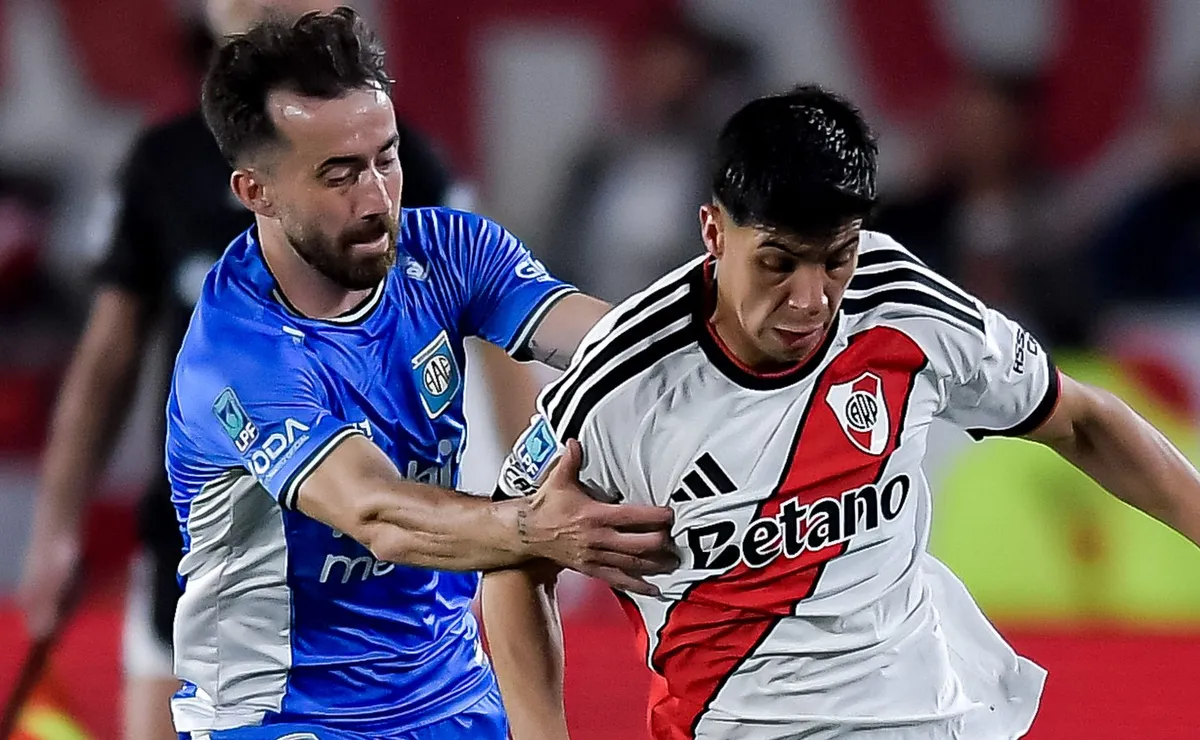River ganó por 1-0 en su regreso a la actividad oficial después de 21 días.