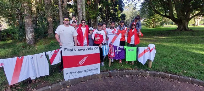 Los integrantes de la filial de River se las arreglan para no perderse ningún partido más allá de la diferencia horaria. (Foto: filial River Nueva Zelanda)