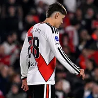 Lucas Martínez Quarta, otra vez muy criticado por los hinchas de River tras su error en el gol de Sarmiento