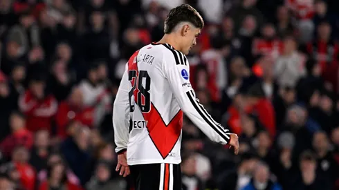 Otro pésimo partido de Martínez Quarta y críticas de los hinchas.