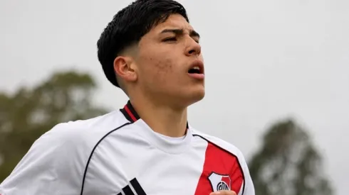 Amarilla se destaca por su técnica, inteligencia y pegada.