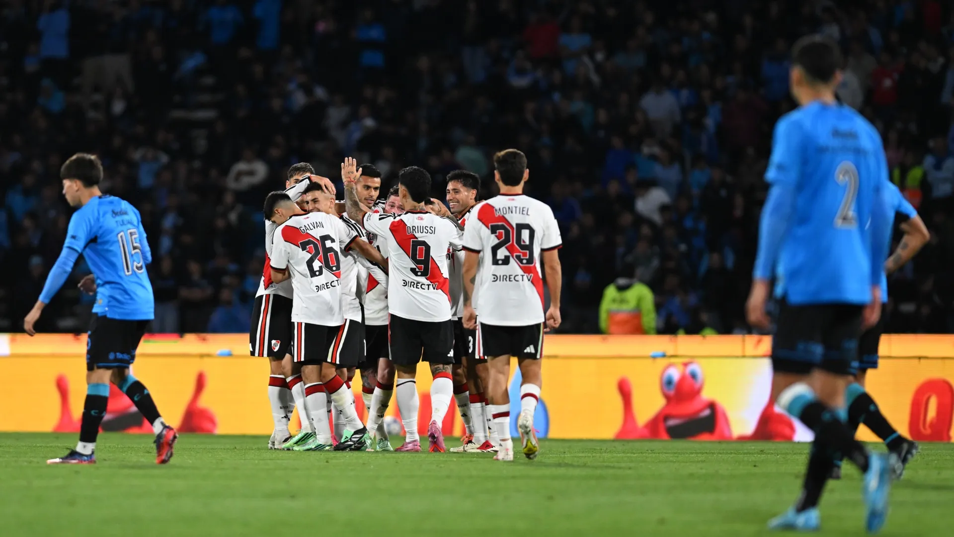 River goleó a Belgrano y se acomodó mejor de cara al sprint final de campeonato.