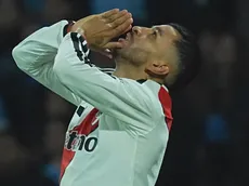 Correa respaldó a Ponzio y se emocionó al dedicarle el gol a una persona muy especial