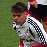 Santiago Espíndola, el juvenil de River que podría tener rodaje ante Racing por la lesión de Vera y rotar con Andrada