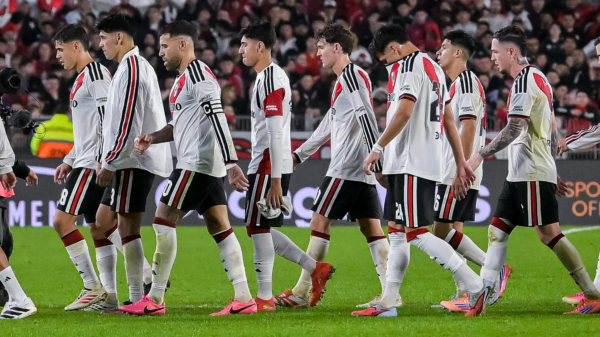 River ganó 15, empató cuatro y perdió diez partido en el año.
