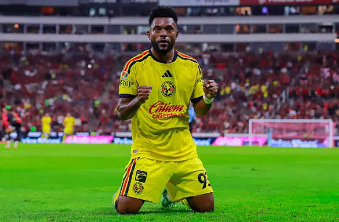 Borja puso el 1-0 para América ante Atlas a los 26 minutos del primer tiempo. (Getty Images)
