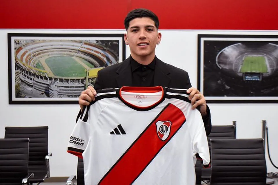 Bruno Cabral firmó contrato hasta el 31 de diciembre del 2028 con cláusula de 100 millones de euros. (Prensa River)