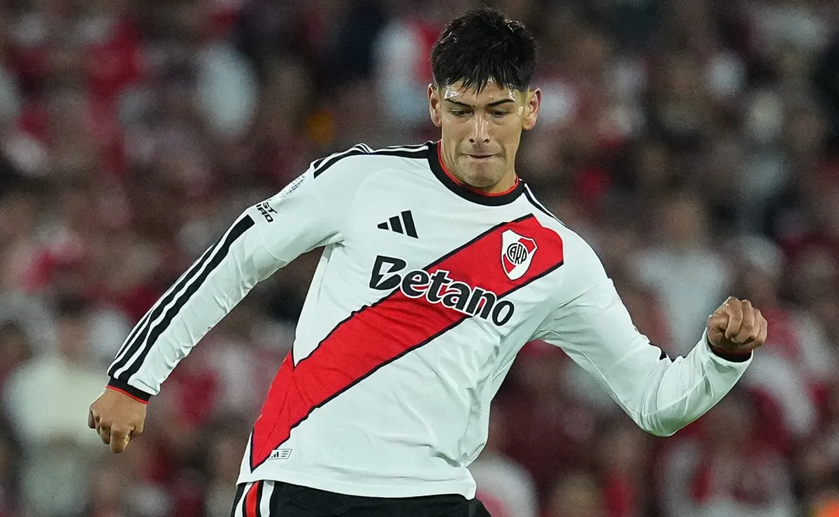 Rivero sumó minutos por última vez en la victoria frente a Banfield por el actual Clausura 2026.