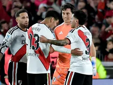 Sin brillar, River derrotó a Racing en el Monumental y llega bien parado al Superclásico