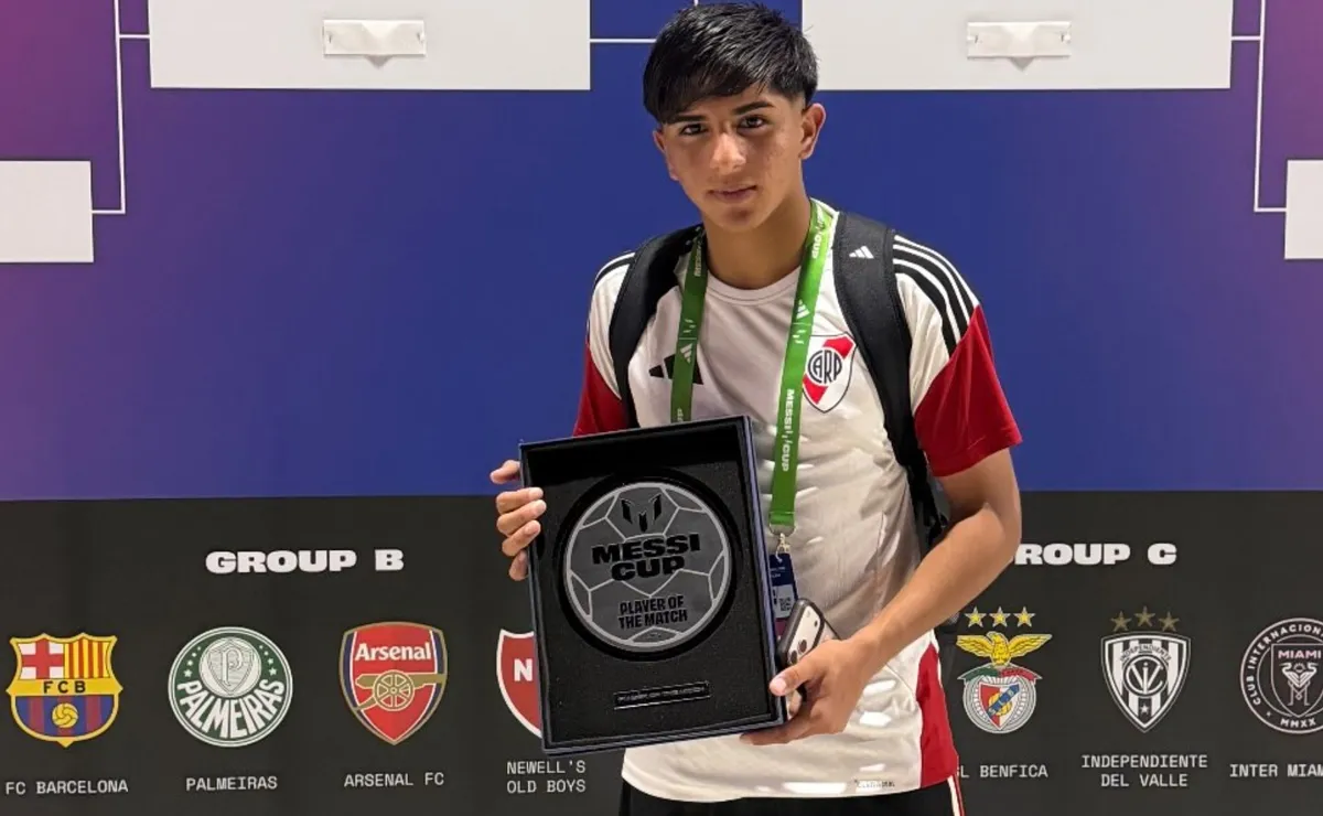 Thiago Marín, jugador destacado de River vs Chelsea en la Messi Cup 2026.